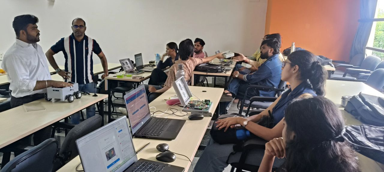 IoT and AI lab for engineering students
