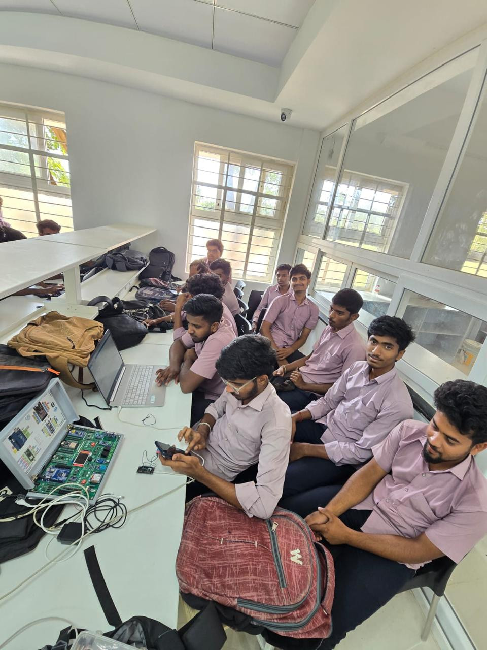 AI and IoT workshop at a polytechnic college
